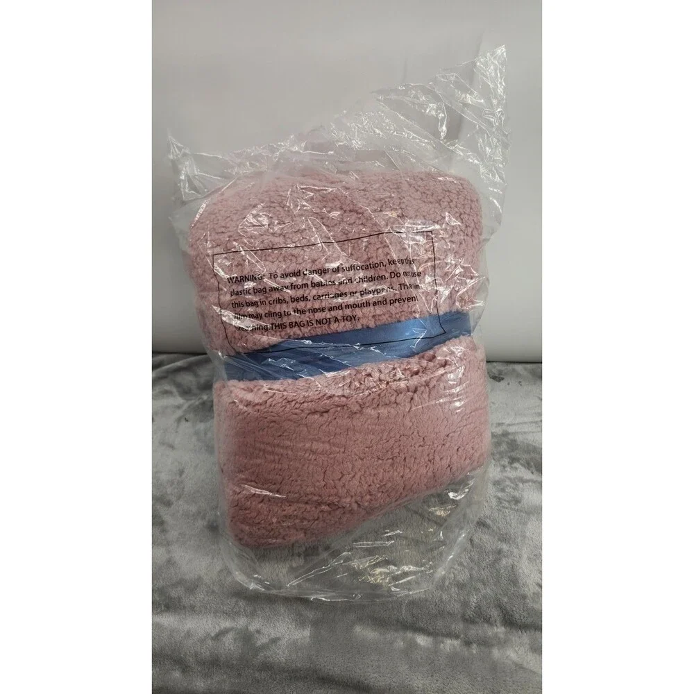 Warm‎ & Cozy Pink Throw Blanket NWT